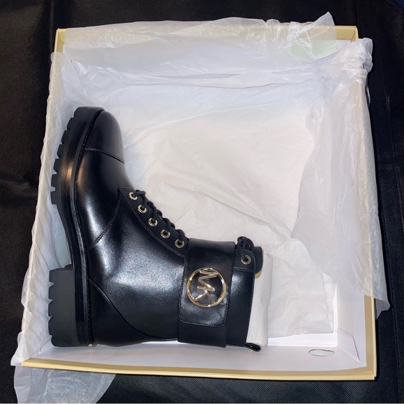 NIB Michael Kors Tatum Combat Leather Boots - Picture 9 of 10